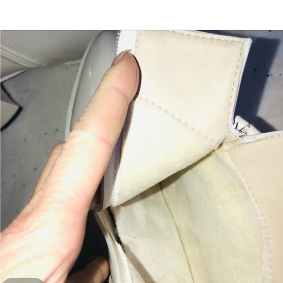 Winters here, time for boots - Picture 6 of 7